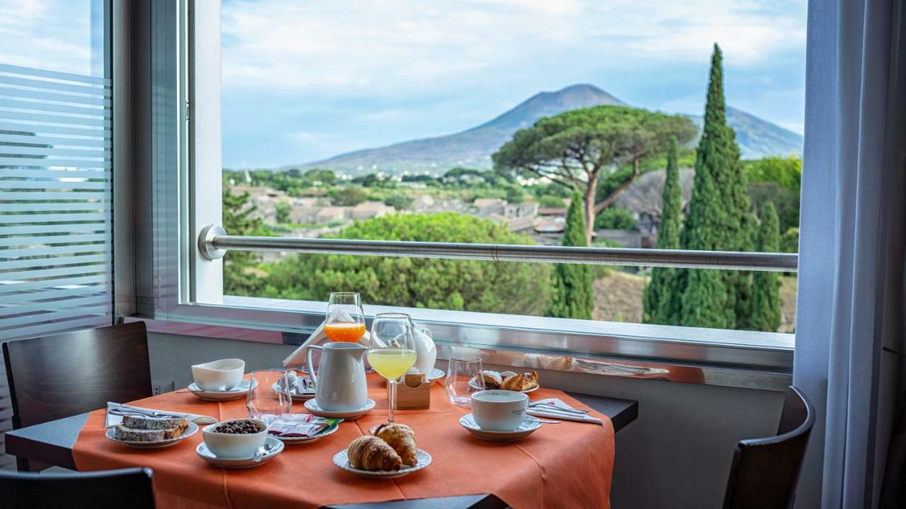 Hotel Del Sole Pompei Bagian luar foto