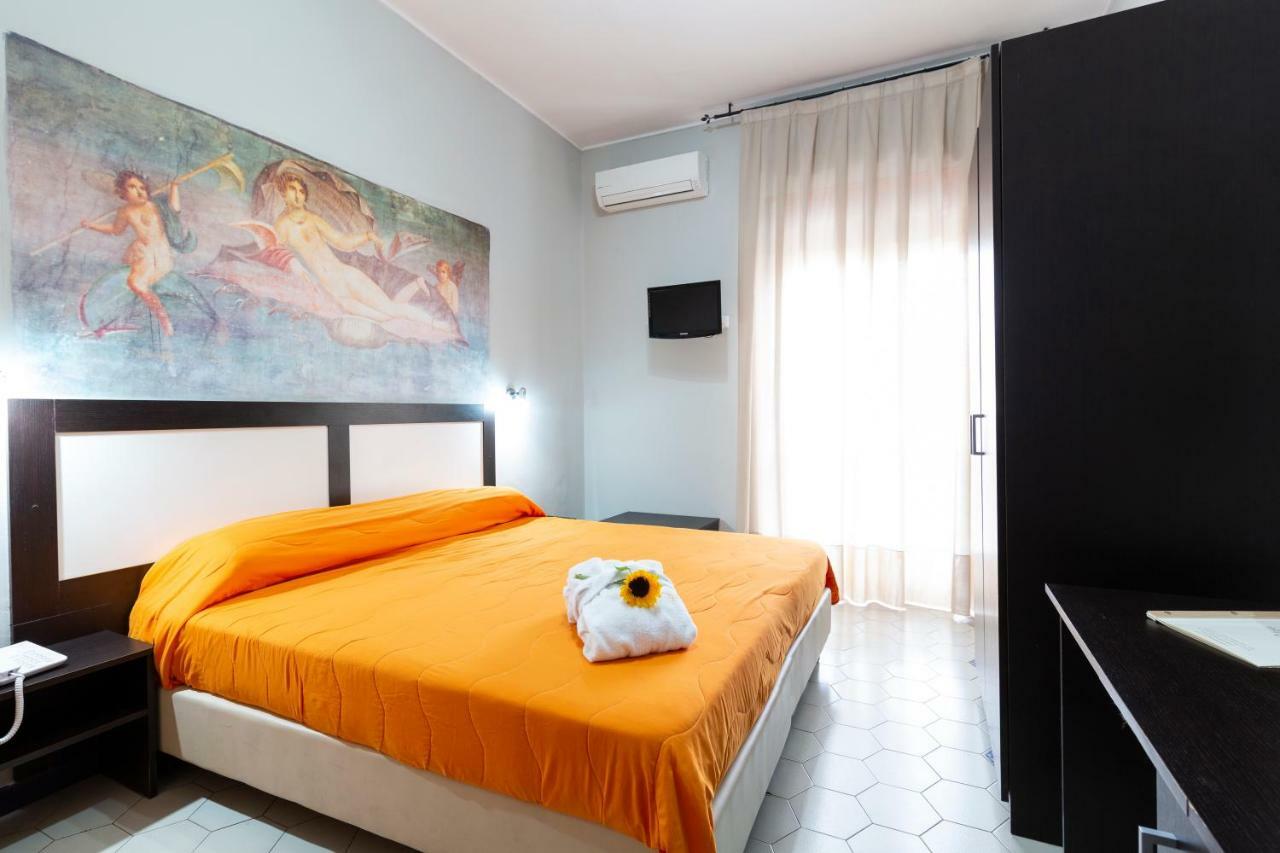 Hotel Del Sole Pompei Bagian luar foto